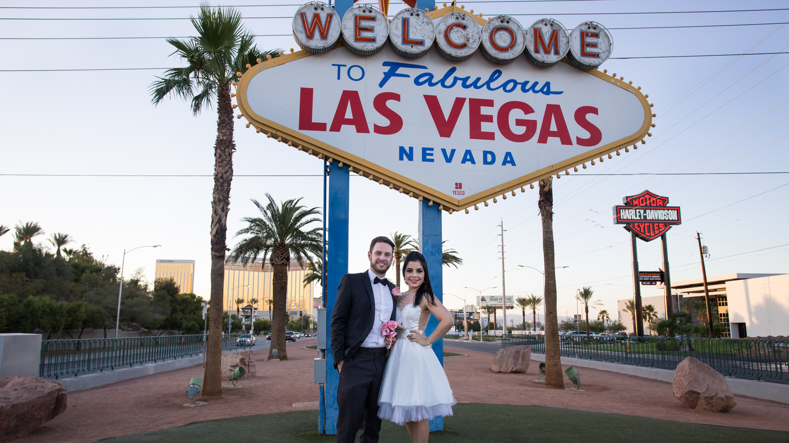 Denny's opens Las Vegas wedding chapel 