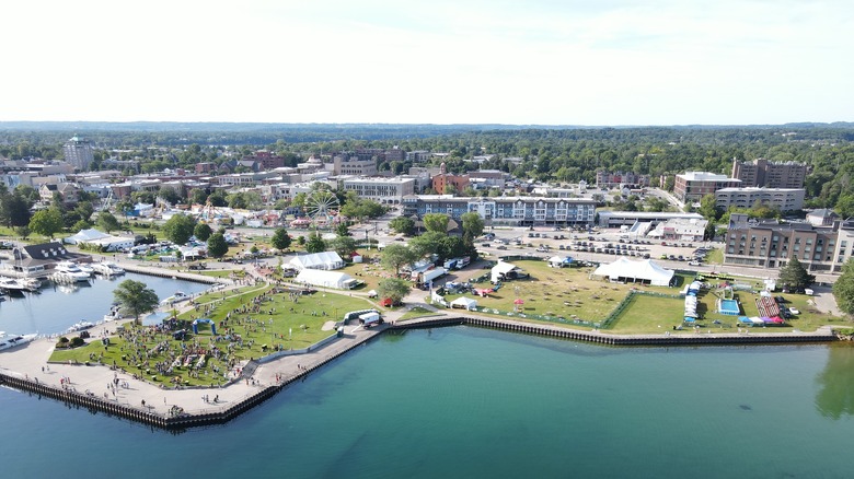 Traverse City and the bay