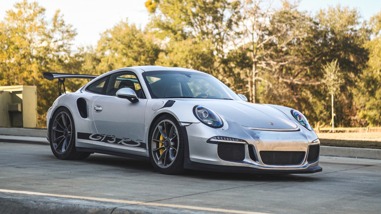 Silver Porsche ready for racing