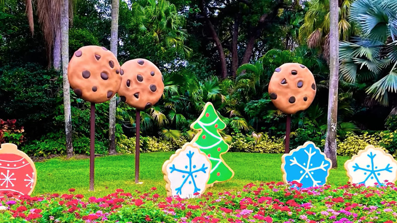 Giant Christmas cookie display at Busch Gardens