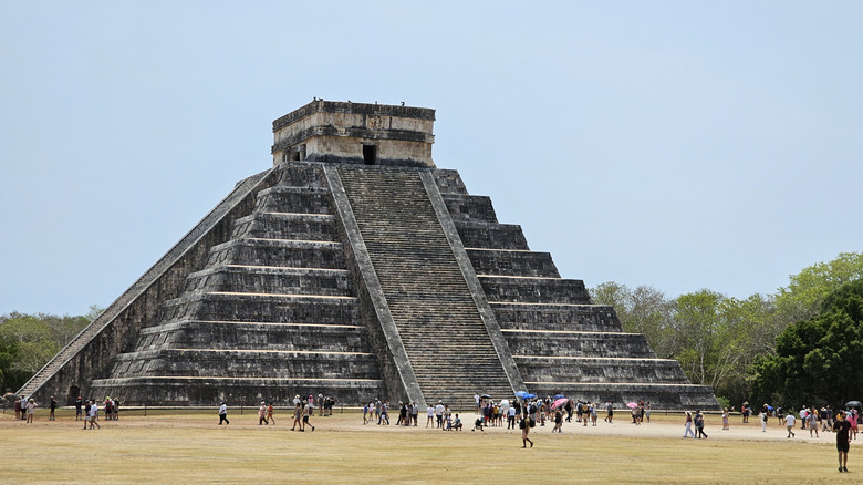 Chichen Itza Mayan pyramid El Castillo National Park Yucatan Mexico