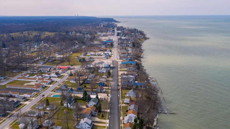 an aerial view Geneva-on-the-Lake along Lake Erie in Ohio