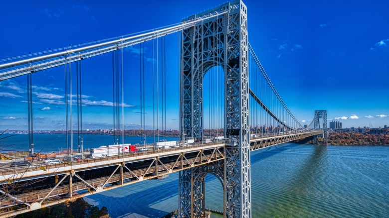 GW Bridge elevated view from park