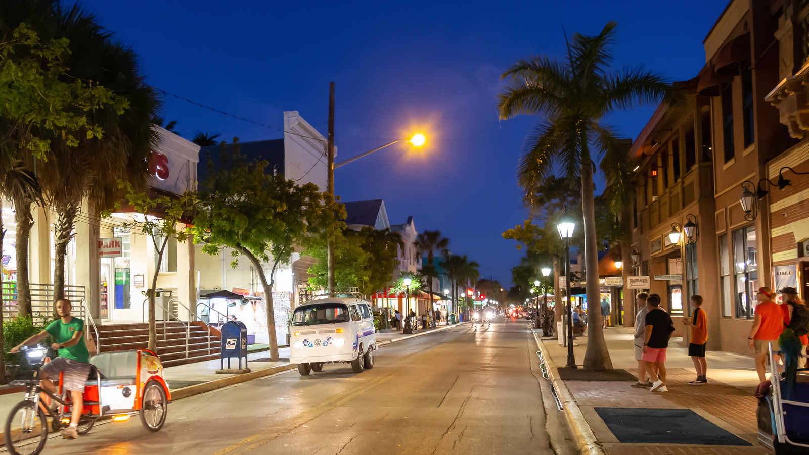 A Locals' Guide To The Perfect Key West Bar Crawl