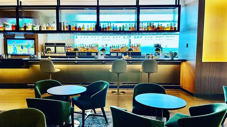 sign for Chase Sapphire Lounge at JFK