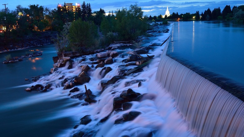 Idaho Falls at dusk