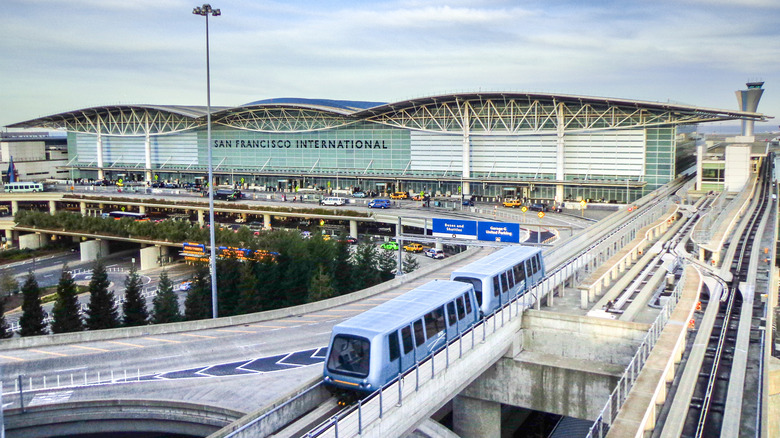 BART train leaving SFO