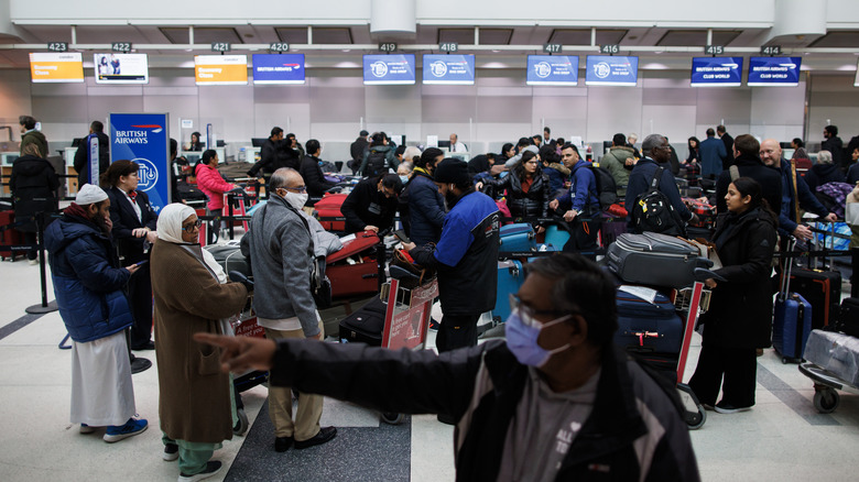 Hectic lines at YYZ