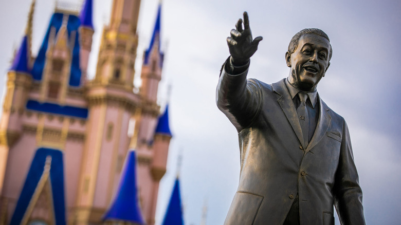 statue of Walt Disney at Magic Kingdom