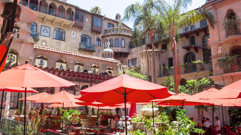 People enjoying the patio at the Mission Inn