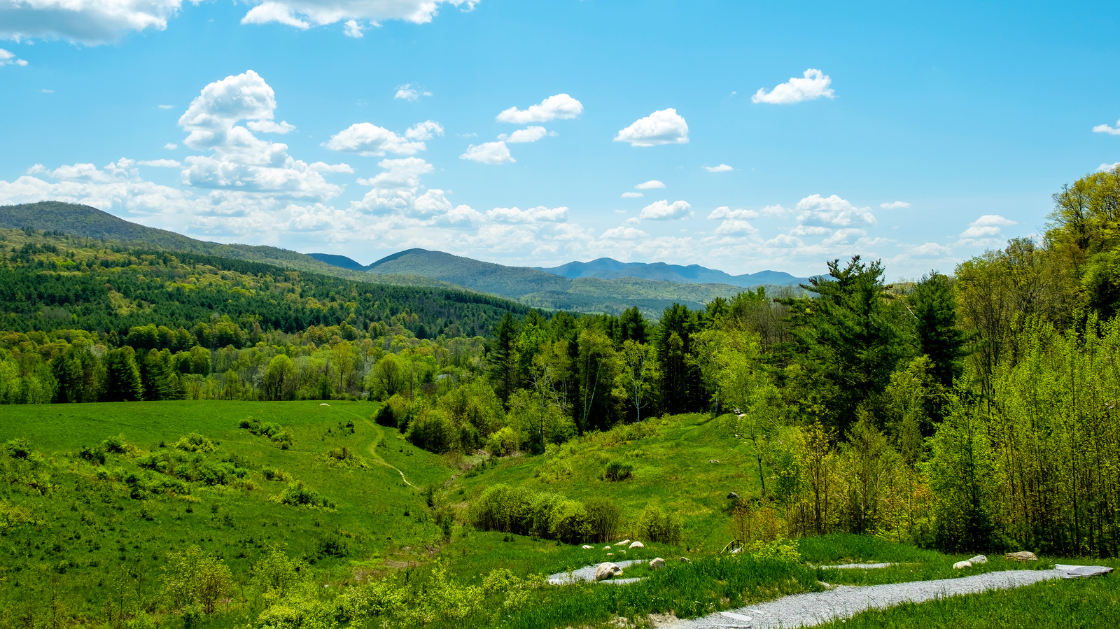 An Underrated State Park In This New England State Is Hiding An Underrated State Park In This New England State Is Hiding