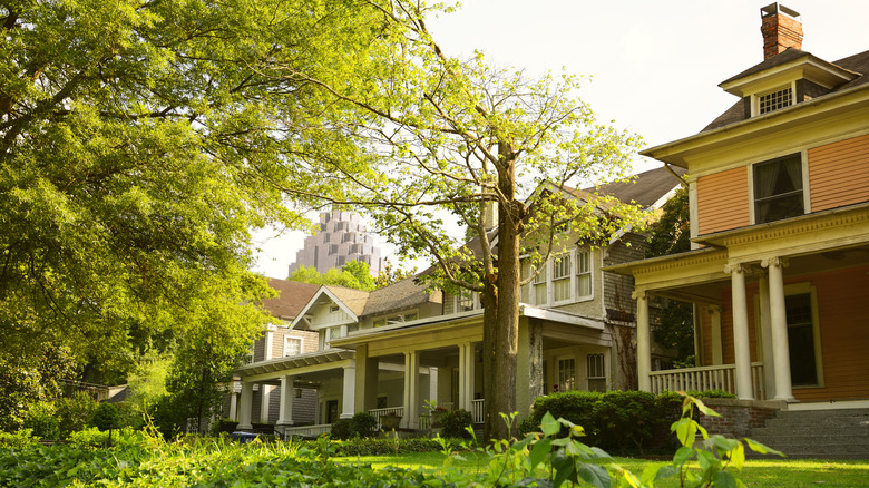 colonial style homes in Morningside, Atlanta
