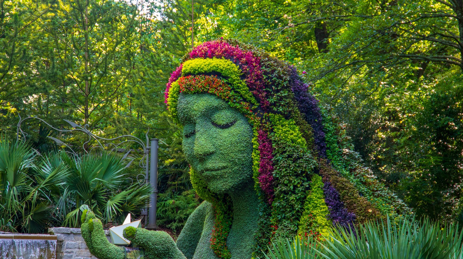 Atlanta's Scenic Botanical Garden Offers A Laid-Back Escape Full Of