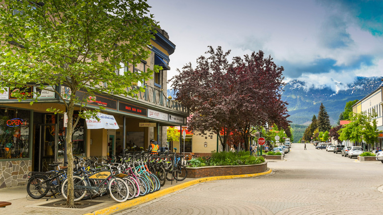 Bikes lined up in the center of Revelstoke in British Columbia, Canada