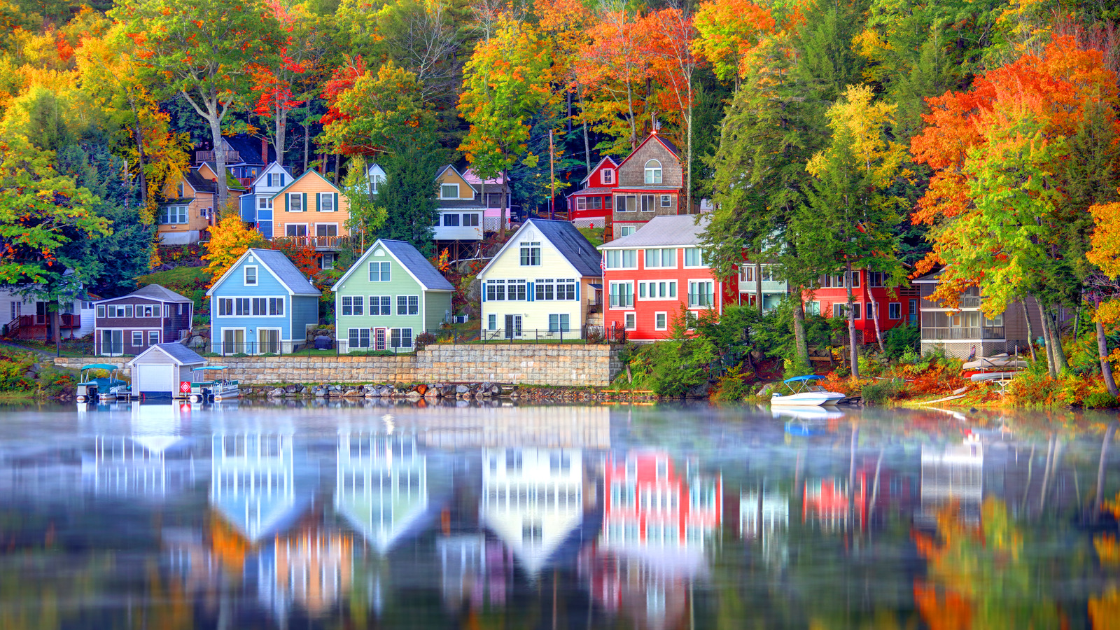 Book A Trip To This US State For Beautiful Fall Foliage