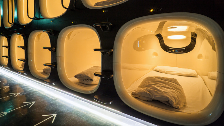 Capsule hotel