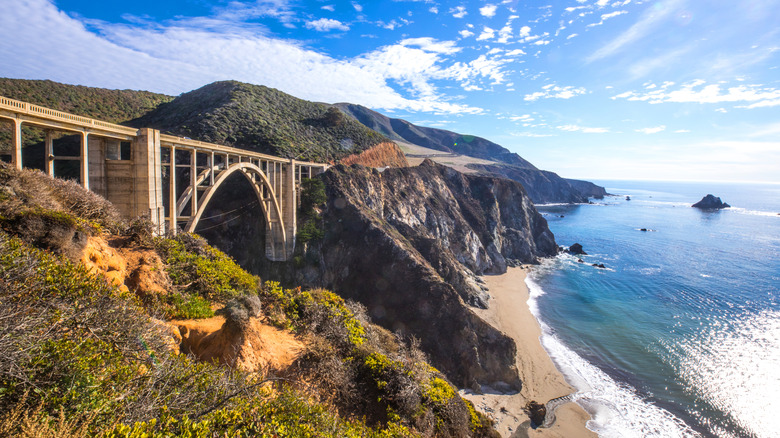 Bixby Bridge by the ocean in Big Sur, California