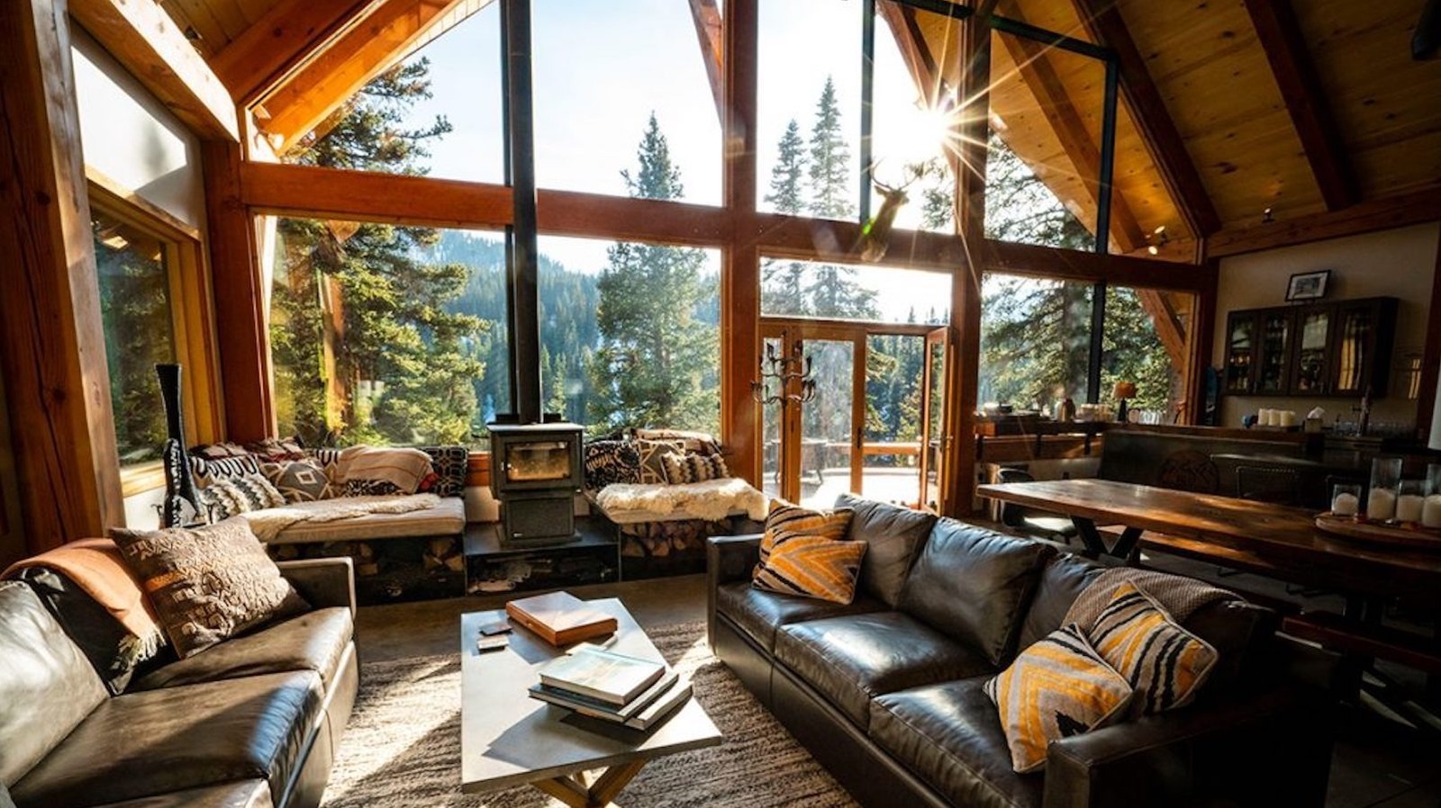 Alpine Lodge Decor