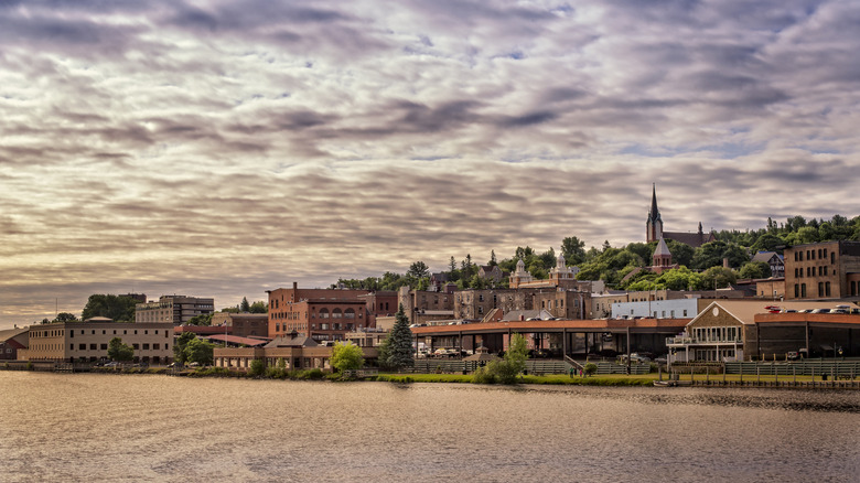 Houghton, Michigan skyline