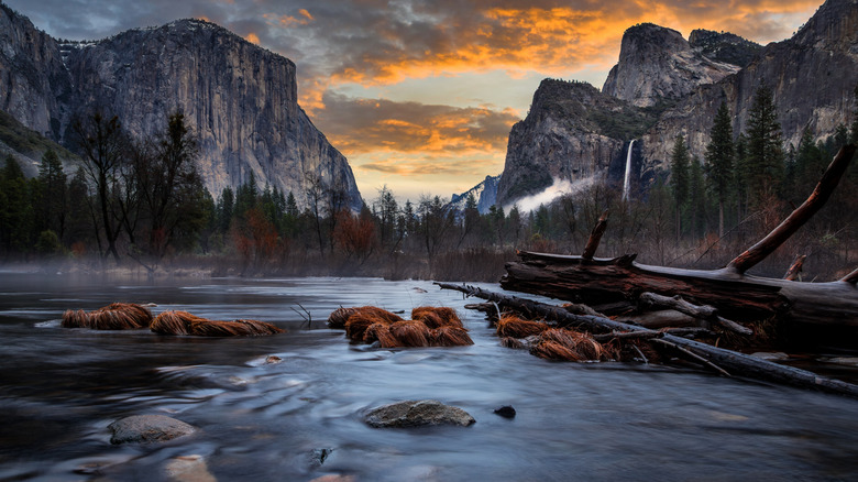 stunning scenery at Yosemite