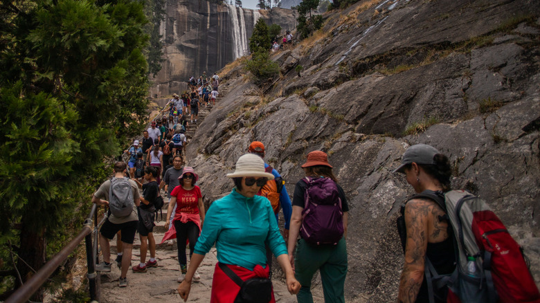 crowded trail at Yosemite