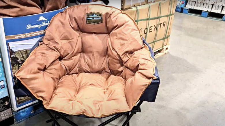 Tommy Bahama Destination Relaxation XL Jumbo Padded Club Chair at Costco