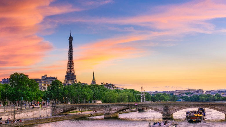 Sunset view of the Eiffel Tower