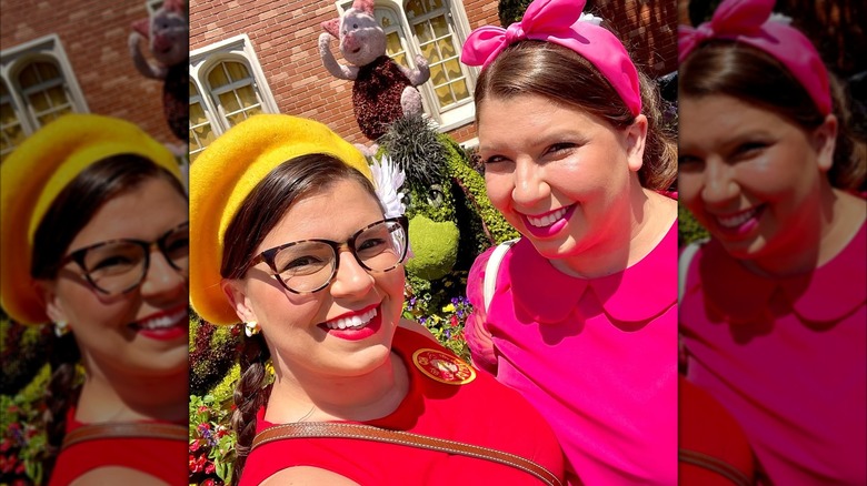 Parkgoers Disneybounding to resemble Winnie Pooh and Piglet