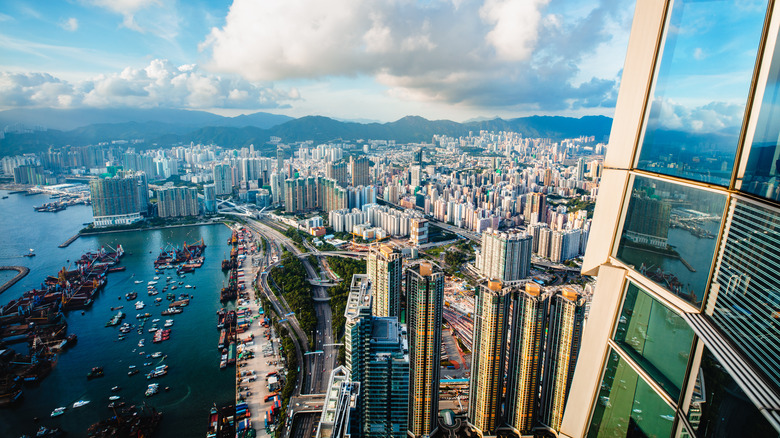 Don't Miss Hong Kong's Sky100 High-Rise For The Best Views Of The City