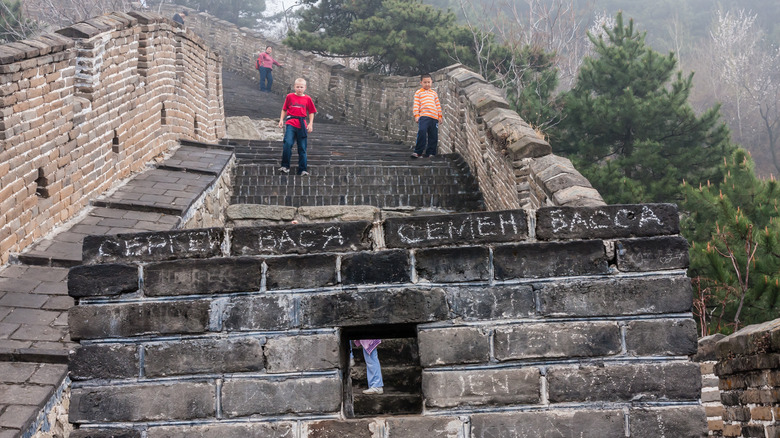 Great Wall China graffiti names