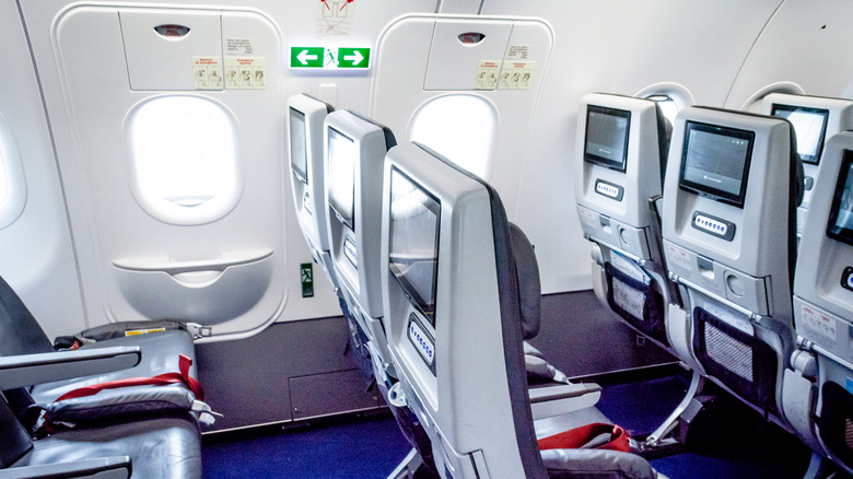 emergency exit row on commercial plane