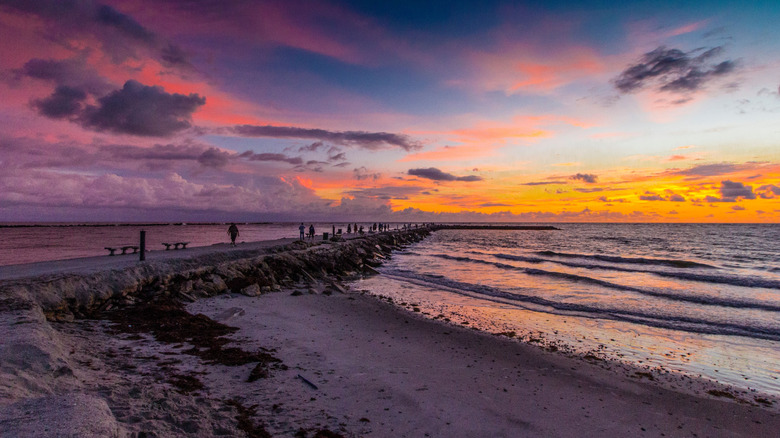 A gorgeous sunrise at a Fort Pierce beach