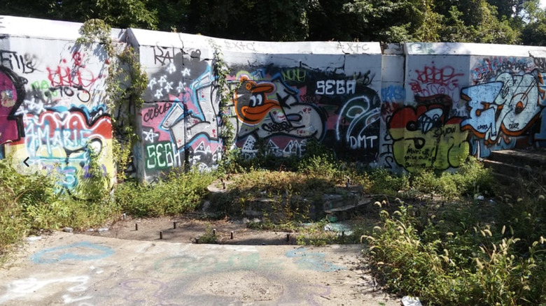 grafitti at for armistead park