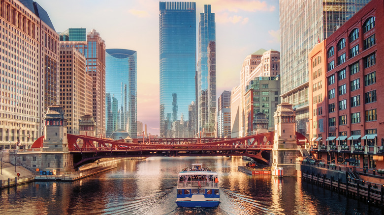 Boat on Chicago River