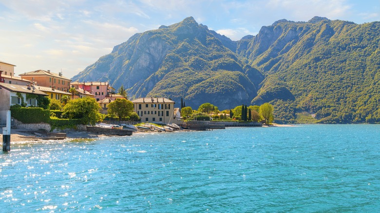 sparkling seashores of Lecco