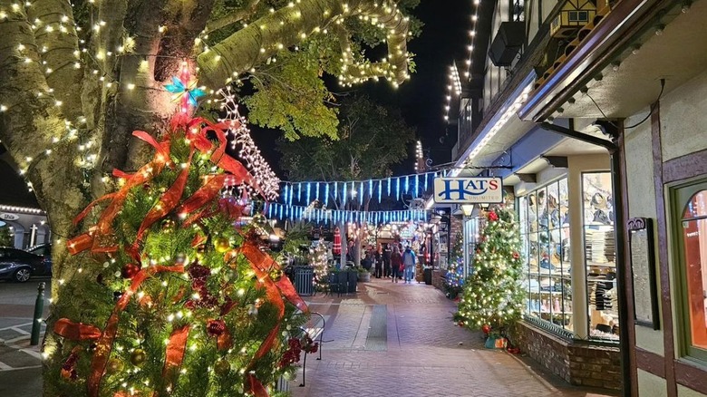 Solvang decorated for Julefest