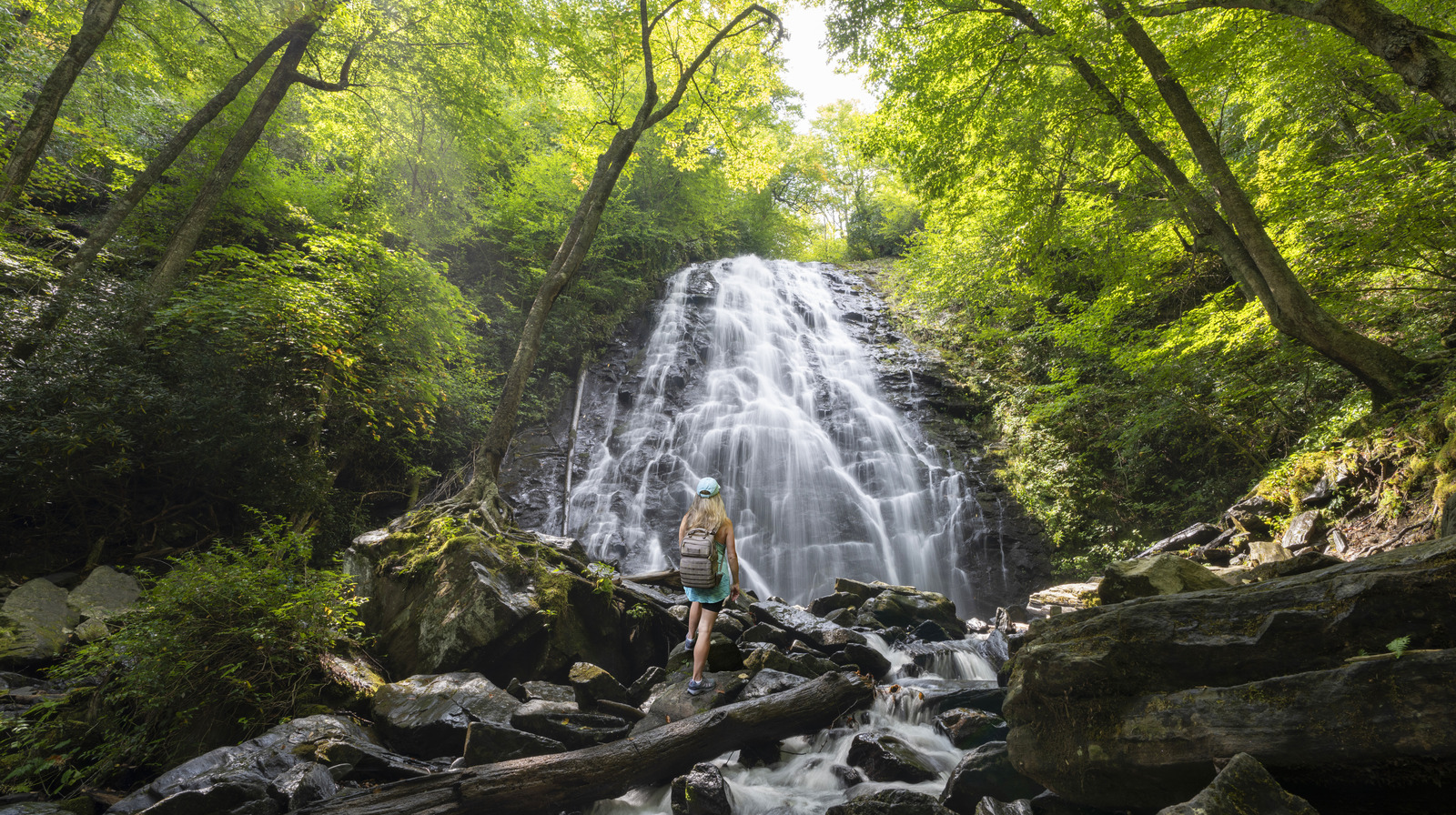 Hike This Popular US Trail To Reach A Stunning 70ft Waterfall