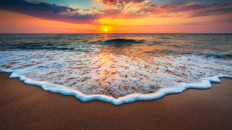 Tide coming in beach