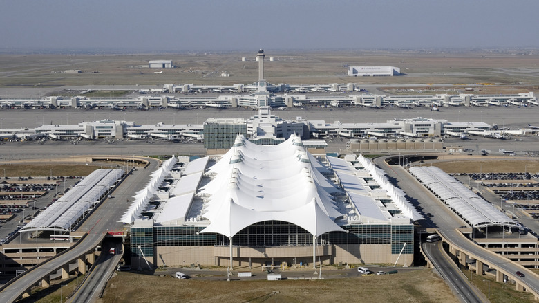 Exterior shot of Denver Airport with white, tent-like roof