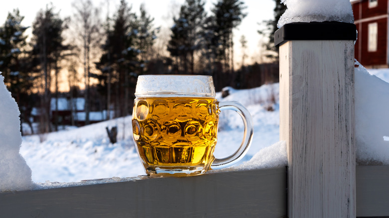 Beer on ledge with snow 
