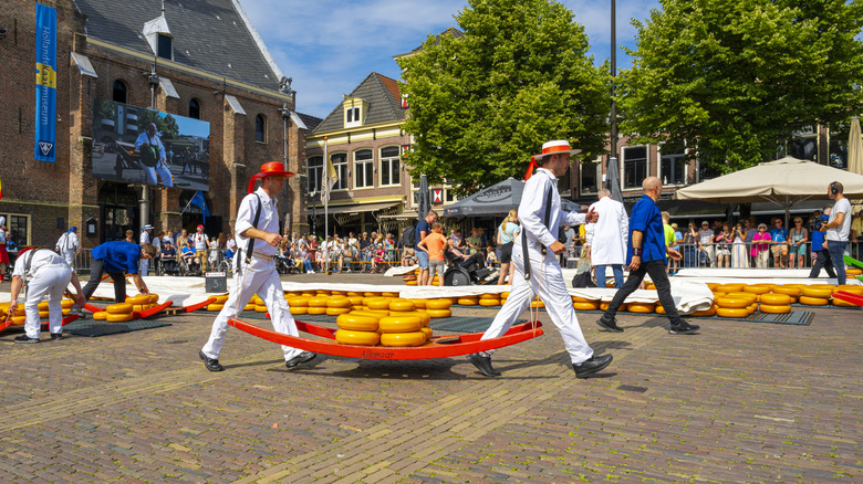 Cheese carriers at the Alkmaar cheese market