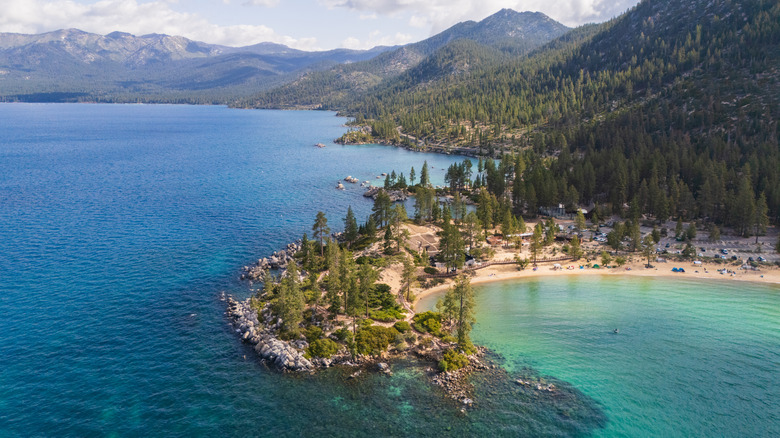 Clear blue water mountains Sand Harbor Beach