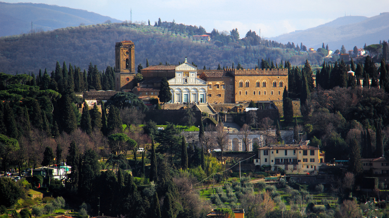 Located Atop Florence Is A Romanesque Church Offering Serene Panoramic  Views Of The City, image size:1600x900