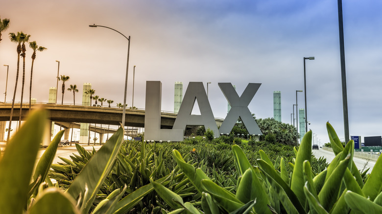 Entry sign for LAX airport