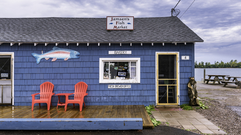 The blue building of Jamsen's Fish Market which is now a bakery