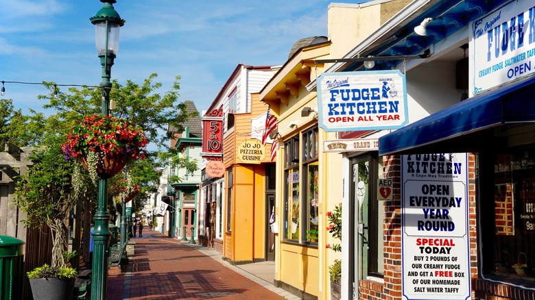 Exterior of the Original Fudge Kitchen