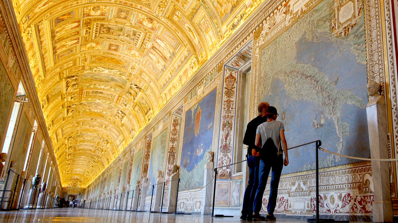Couple visiting a Vatican Museum