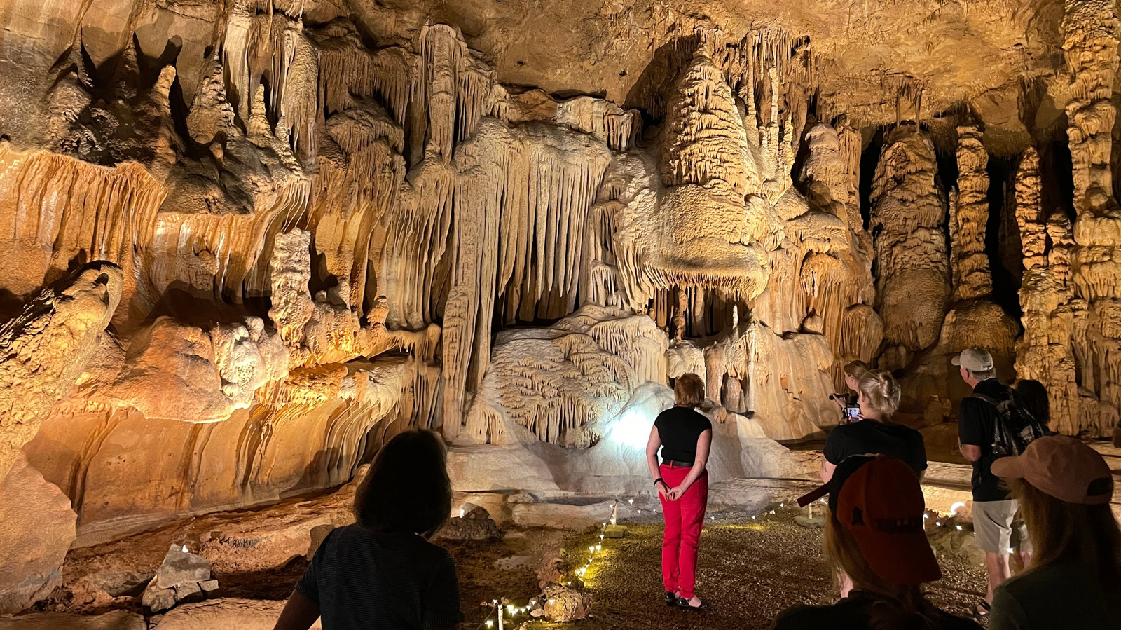 One Of Texas' BestKept Secrets Is An Incredible Cave Hidden In The