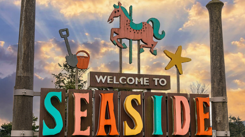 Seaside Oregon sign