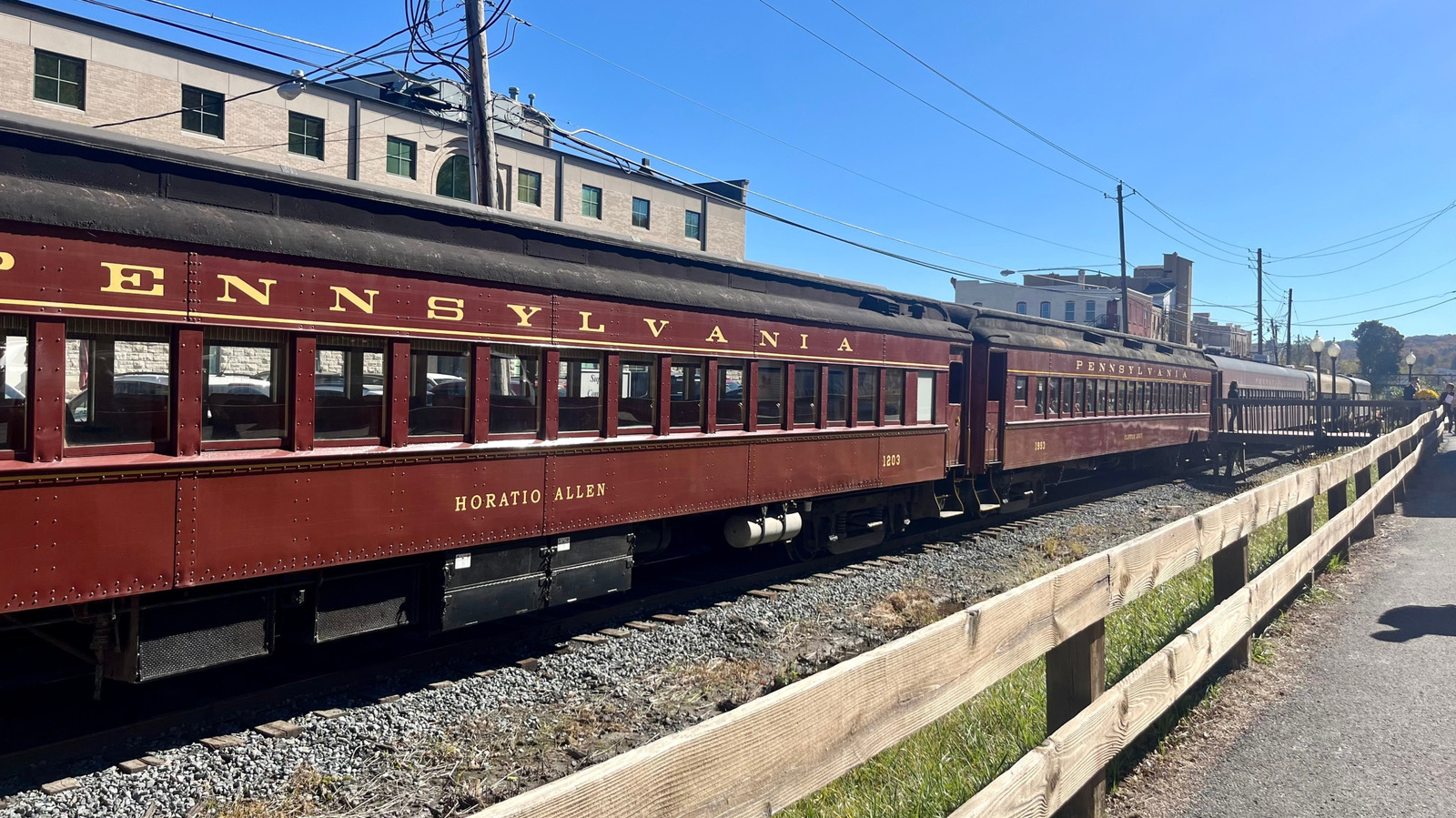 Pennsylvania's Historic Train Takes You On A Scenic Ride Through The ...